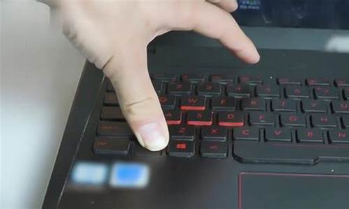 电脑启动黑屏键盘灯不亮_电脑启动黑屏键盘灯不亮怎么办